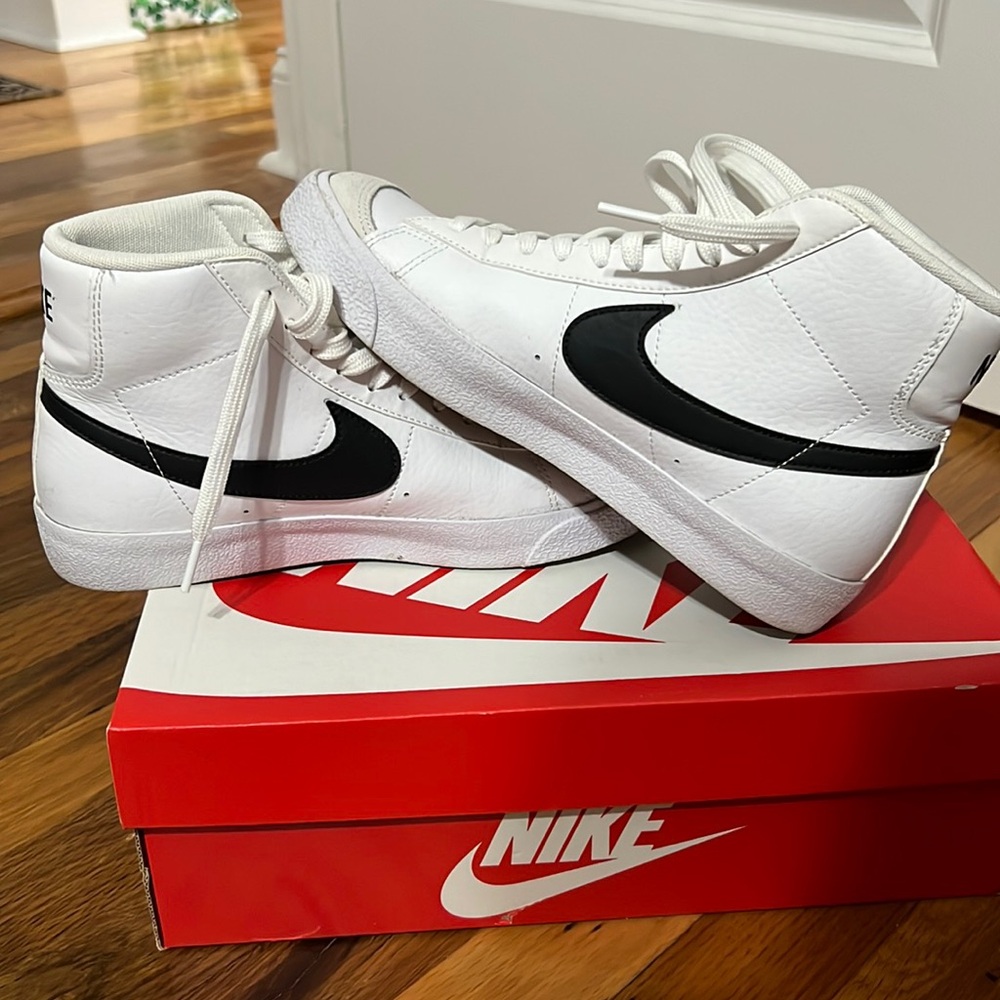 Nike Blazer Youth 6.5 Women’s 8